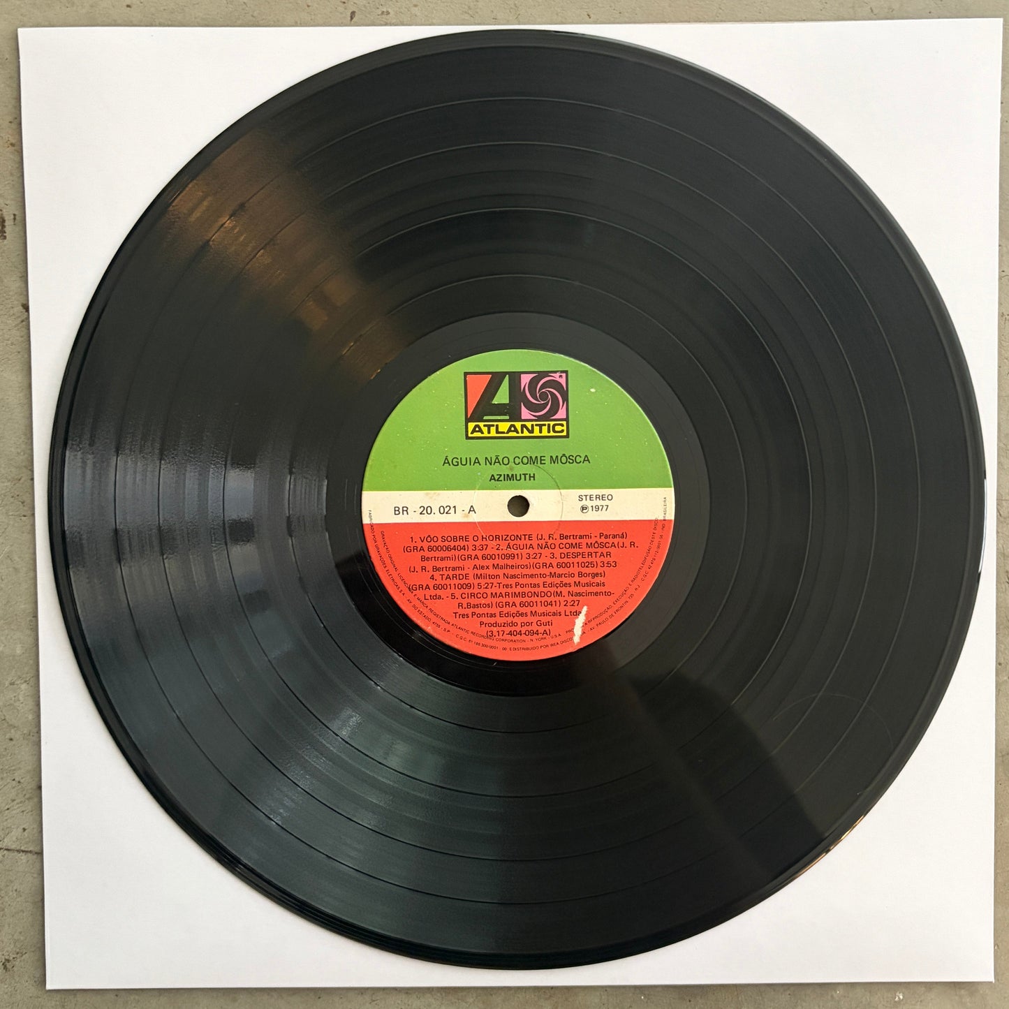 Azymuth – Águia Não Come Mosca